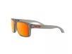 Oakley Holbrook Xs Fiú Szürke - Piros Napszemüveg OJ-9007-900703