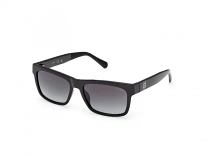 Guess Férfi Fekete Napszemüveg GU 00221 01B