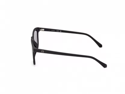 Guess Férfi Fekete Napszemüveg GU 00061 02D