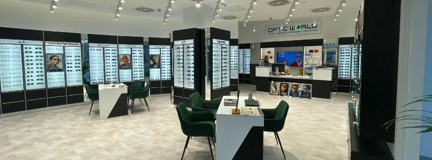 megnyitottunk-var-az-optic-world-budapart-uzletfoto.webp